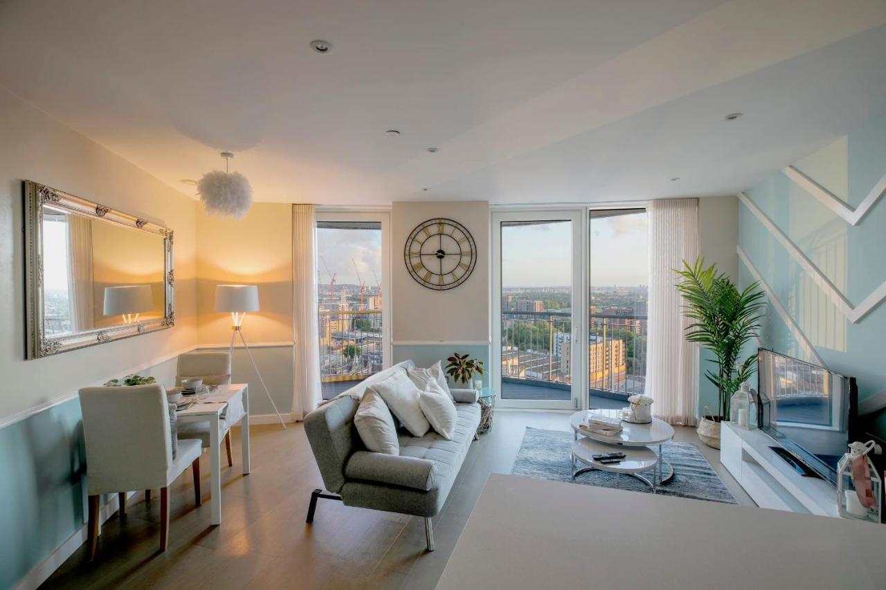 Amazing London City Skyline View & Transport Links Barking  Eksteriør bilde